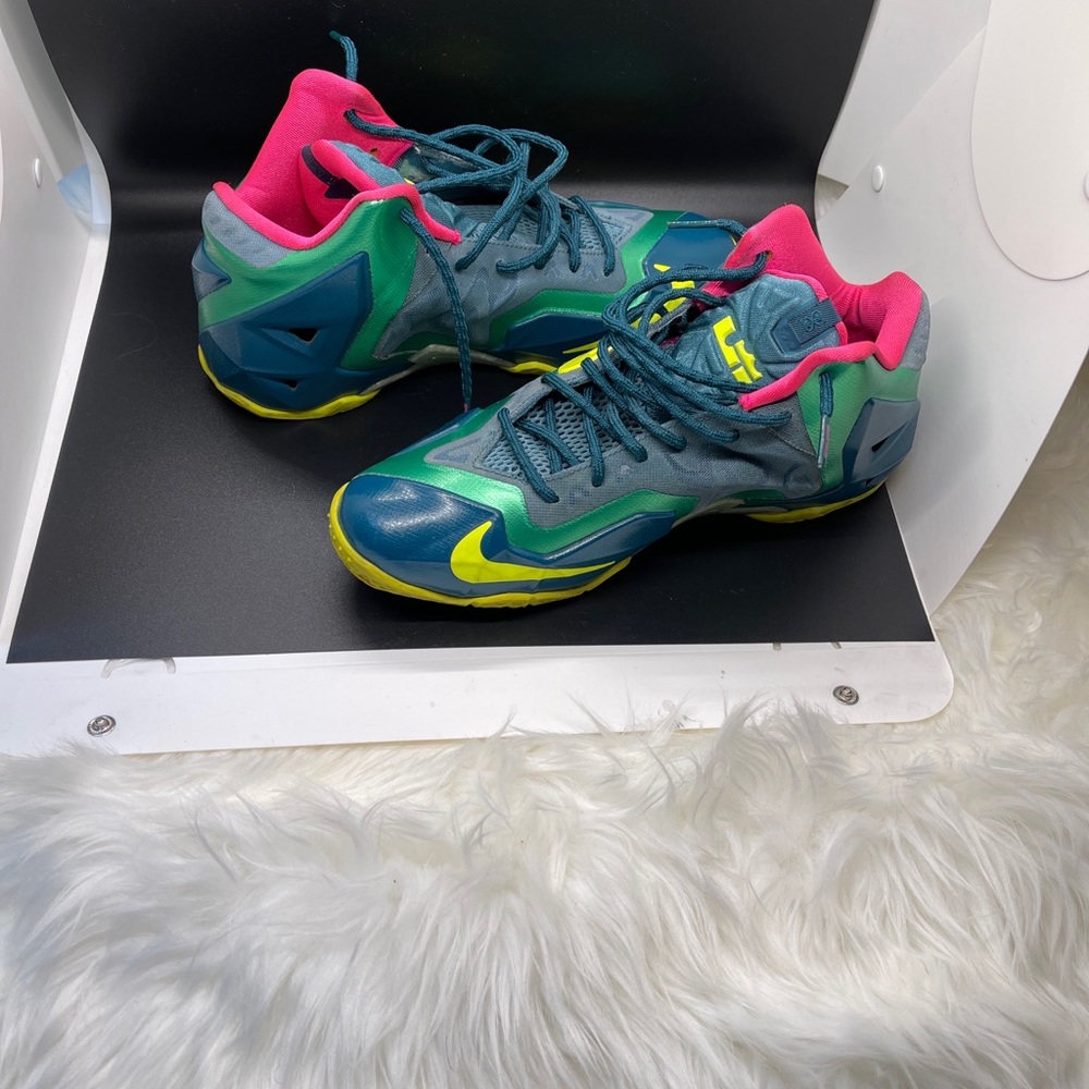 Nike Lebron 7Y
